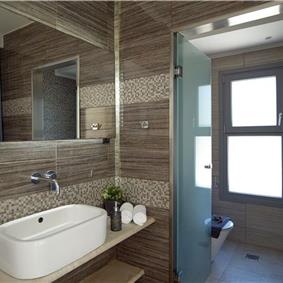 3 bedroom villa with pool & sea views, Agios Mathaios, sleeps 6